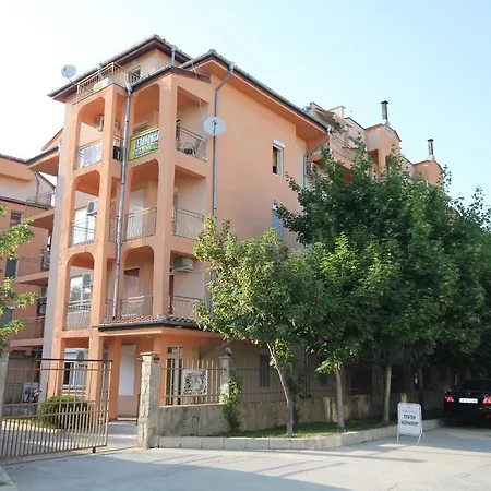 아파트 Arendoo In Casa Brava 2 *